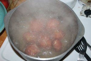 fUmBliNg iN ThE kItChEn WiTh mOmMa MiNdY